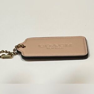 BRAND NEW UNUSED Coach leather hangtag in Blush